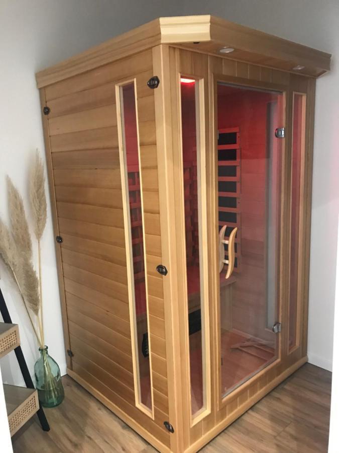 L'Instant T 4* Balneo, Sauna Et Parking Prive コルマール エクステリア 写真